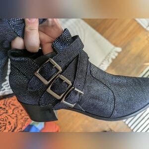 Modern Vice Blue Stingray/Snake Textured jett Booties